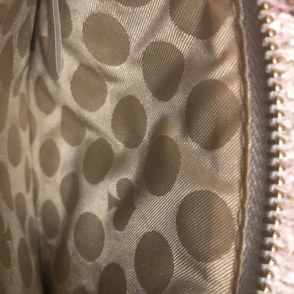 ♠️ Kate Spade Wristlet ♠️ - Picture 4 of 6